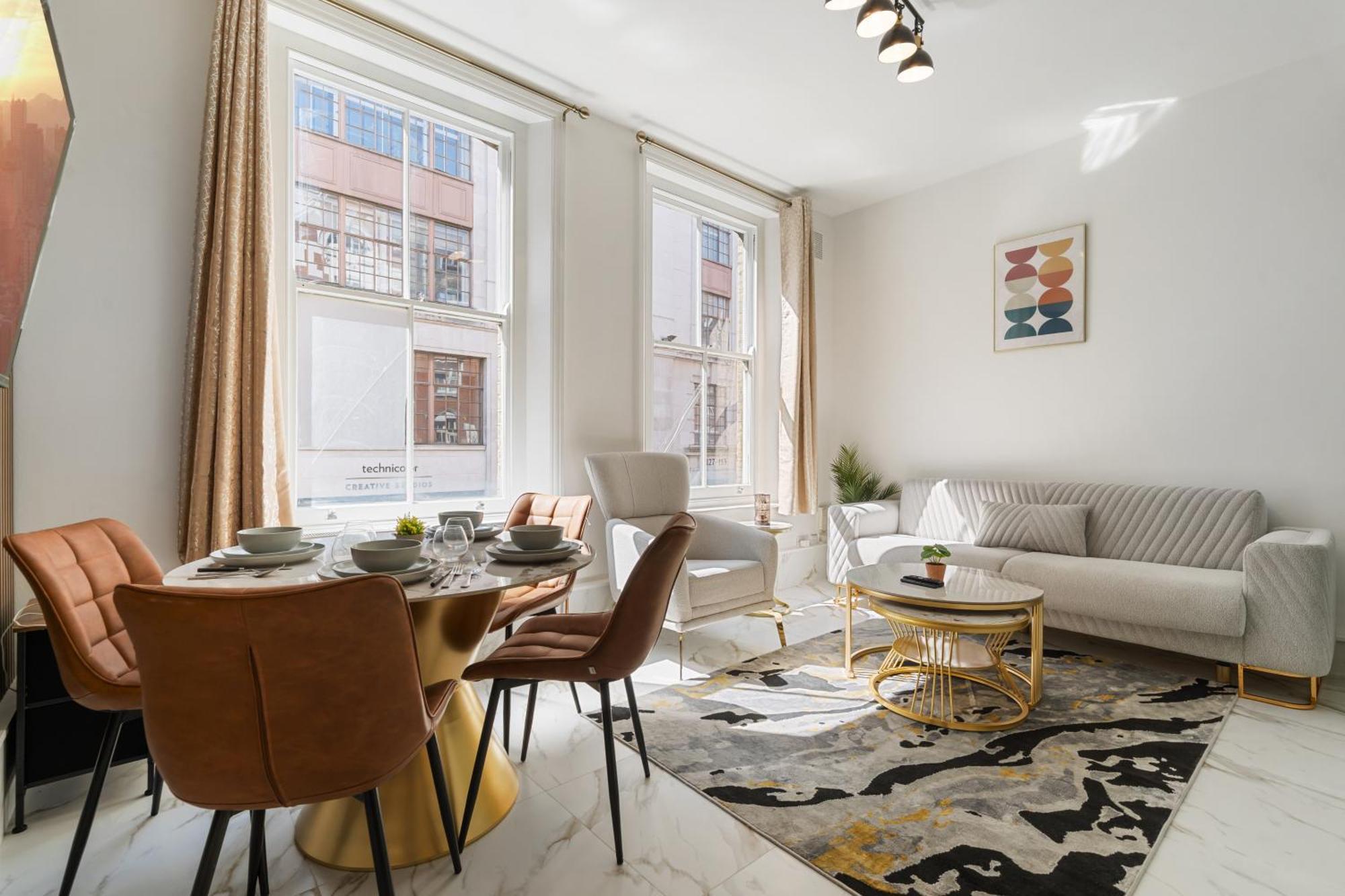 Apartment Chic 1-bed Flat In The Heart Of Soho Wardour Street 1wd *